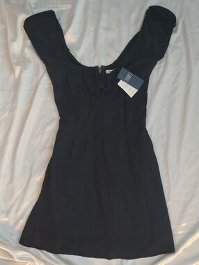 Abercrombie & Fitch Women's Black Scoop Neck Dress